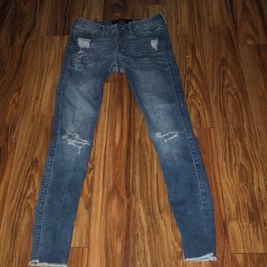 holister ripped jeans!